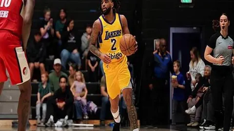 “震撼对决！泰森巅峰战惨烈至极，对手惊慌弃赛逃离现场”